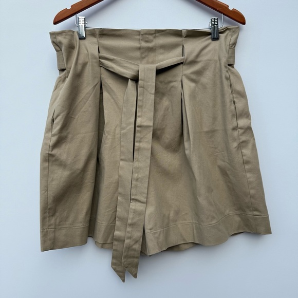 H by Halston Pants - Halston Women Belted Solid Basic Shorts Size Large